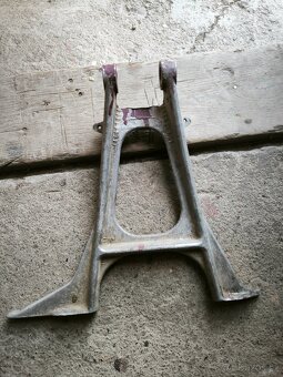 Stojan jawa - 2