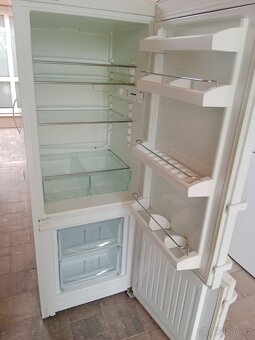 Lednice s mrazakem Liebherr - 2