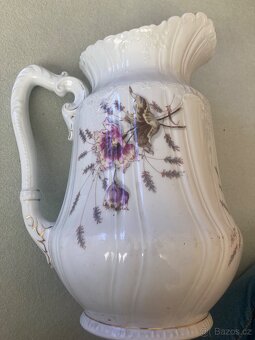 Porcelánový velký džbán - 2