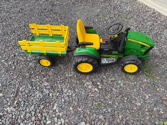 PEG PÉREGO John Deere Ground Force 12V elektrický traktor s - 2