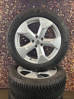 VOLVO EX30 225/55r18 - 2