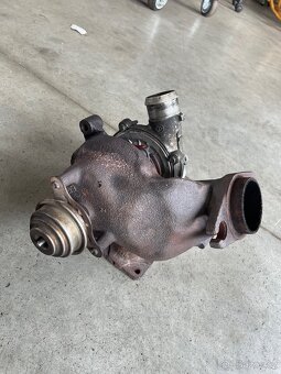 Turbo na Peugeot 807 2,2 Hdi nebo Citroen C8 - 2