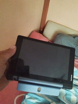 2 x Lenovo yoga tablet velikost 8 oba stejné - 2