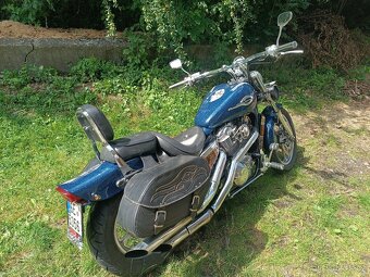 Honda VT 1100 shadow - 2
