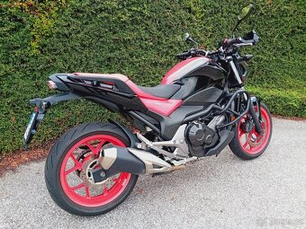 Honda NC 750 S - 2