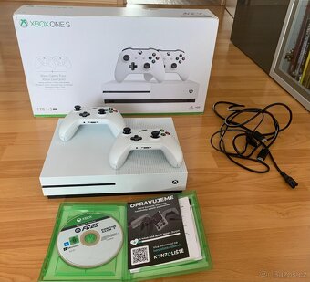 XBOX ONE S - 2