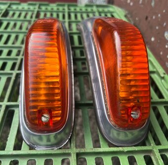 Škoda 1000MB - nové přední blinkry originál - 2