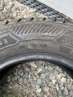 215/65 r16C - 2