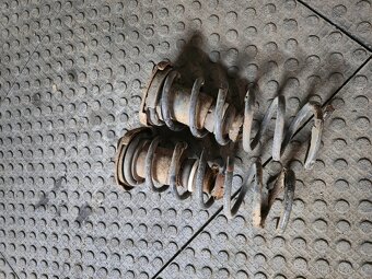 Zadní pružiny Ford Mondeo MK4 - 2