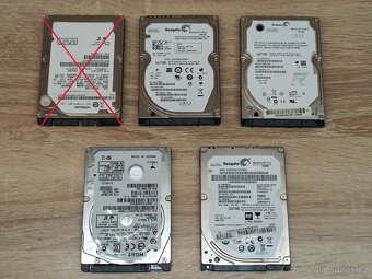 4x HDD 2,5"   WD,SEAGATE,HITACHI   SATA  SMART OK - 2