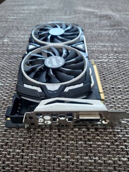 MSI Geforce GTX 1070Ti Armor 8G - 2