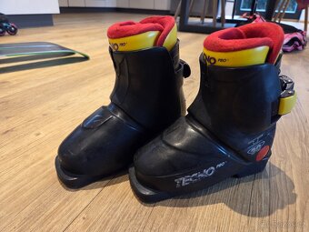 Lyže Salomon s lyžáky Tecno Pro - 2