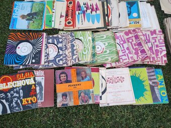 STAROŽITNÉ ORIGINÁLNÍ GRAMOFONOVÉ DESKY - 2