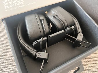 Sluchátka Marshall Major IV a pouzdro - 2