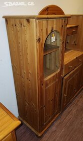 Celo masivní komoda - vitrína - 2