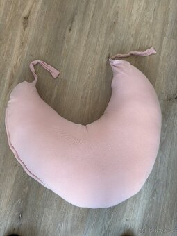 kojící polštář - 2