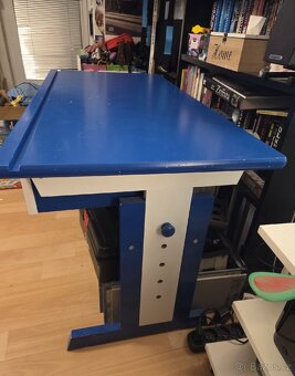 Děcký polohovací rostoucí stůl - 2