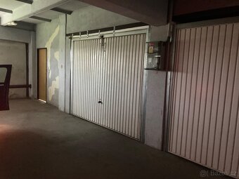 Garáž na sídlišti Vltava - 2