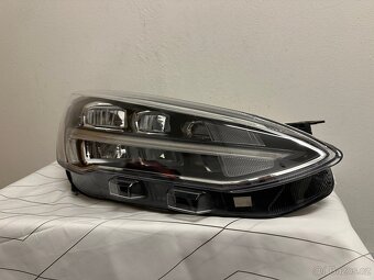 Ford Focus 4 světlo - 2