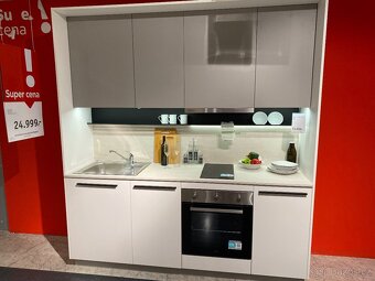 Kuchyňský blok - 2