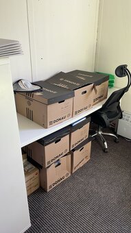 Kancelářský nábytek - 2