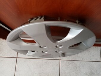 Kryt kola 15" - Suzuki Ignis 2 - 2