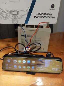 Zrcátko s Androidem - 2