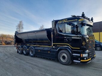 Scania R490 8x4 - asfaltový aplikátor Sprider - 2