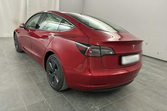 Tesla Model 3 red 2021 refresh, bílý int. Long Range SoH 93% - 2