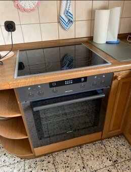 Landhaus kuchyň masiv se všemi spotřebiči z Alp - 2