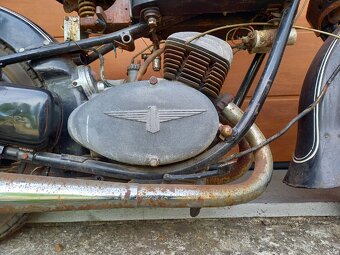 Adler MB 250 r.v.1954 s Doklady - 2
