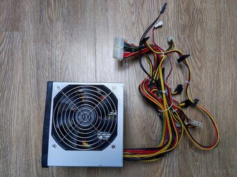 Fortron AX550-60APN – 550W ATX zdroj - 2