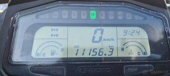CF moto 800 - 2