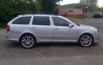 Škoda Octavia 2 RS kombi - 2