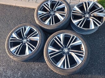 Letní 20" IGNITE ORIGINAL SKODA KODIAQ RS r.v. 21 - 2