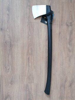 Štípací sekera Tomahawk - 2