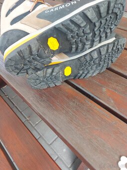 Turistické boty Garmont goretex velmi zachovale - 2