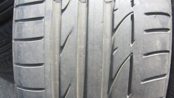 Letní pneu 225/40/19 Bridgestone RFT - 2