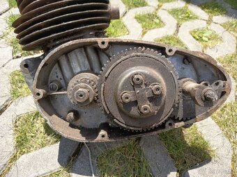 Motor manet 90 - 2