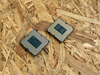 Intel i5 10400F + Intel i5 8600K - 2