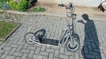 Použitá koloběžka - 2
