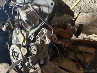 Motor Citroen xsara Picasso 1.6i 80kw 2006 - 2