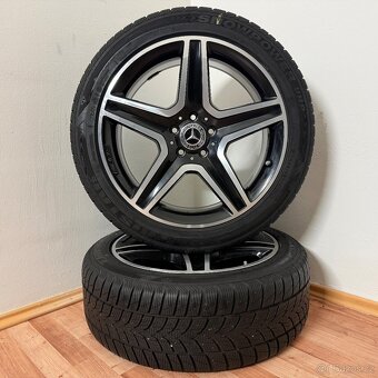 MERCEDES GLA AMG 5x112 R19 ET43,5+ZIMNÍ 235/45R19 8mm - 2