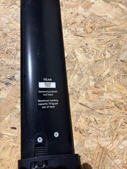 Střešní nosiče/příčníky YAKIMA Whispbar S56 - 2