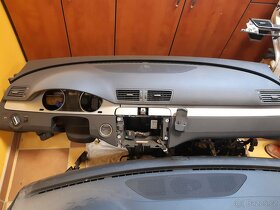 VW Passat CC 2,0TDI 125kW 2010 - díly, palubka, dveře,atd. - 2