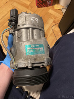 Kompresor klimatizace – Sanden SD7V16, číslo dílu 1J0 820 80 - 2