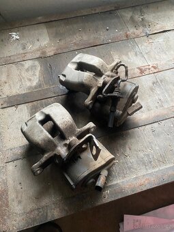 Náhradní díly Passat b6 2.0TDI 103kw - 2