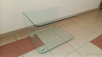 Skleněný stolek - 2