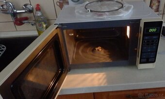 Mikrovlnná trouba SHARP - 2