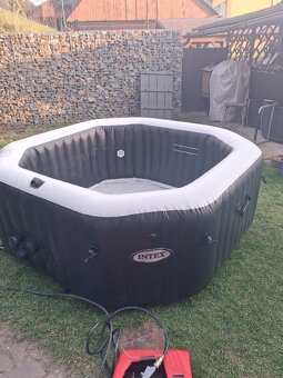 Prodej - plast vyříveho bazénu pro 28462 - 2